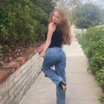 Francesca Capaldi Instagram - Down on the West Coast they got a sayin’…
