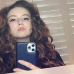 Francesca Capaldi Instagram - Me in the middle of my zoom class...🖤