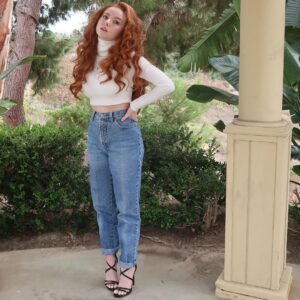 Francesca Capaldi Instagram - California Fall 🤍✨🤎