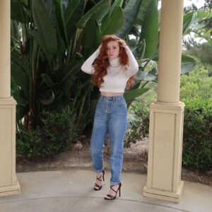 Francesca Capaldi Instagram - California Fall 🤍✨🤎