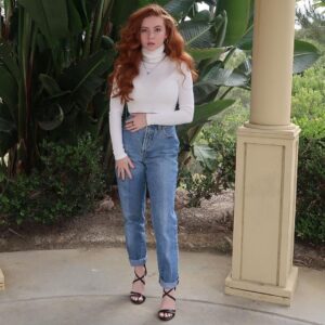 Francesca Capaldi Instagram - California Fall 🤍✨🤎