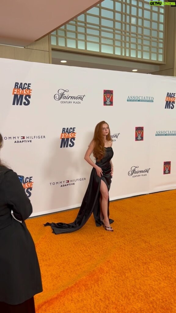 Francesca Capaldi Instagram - Such a lovely time at the @racetoerasems 🧡