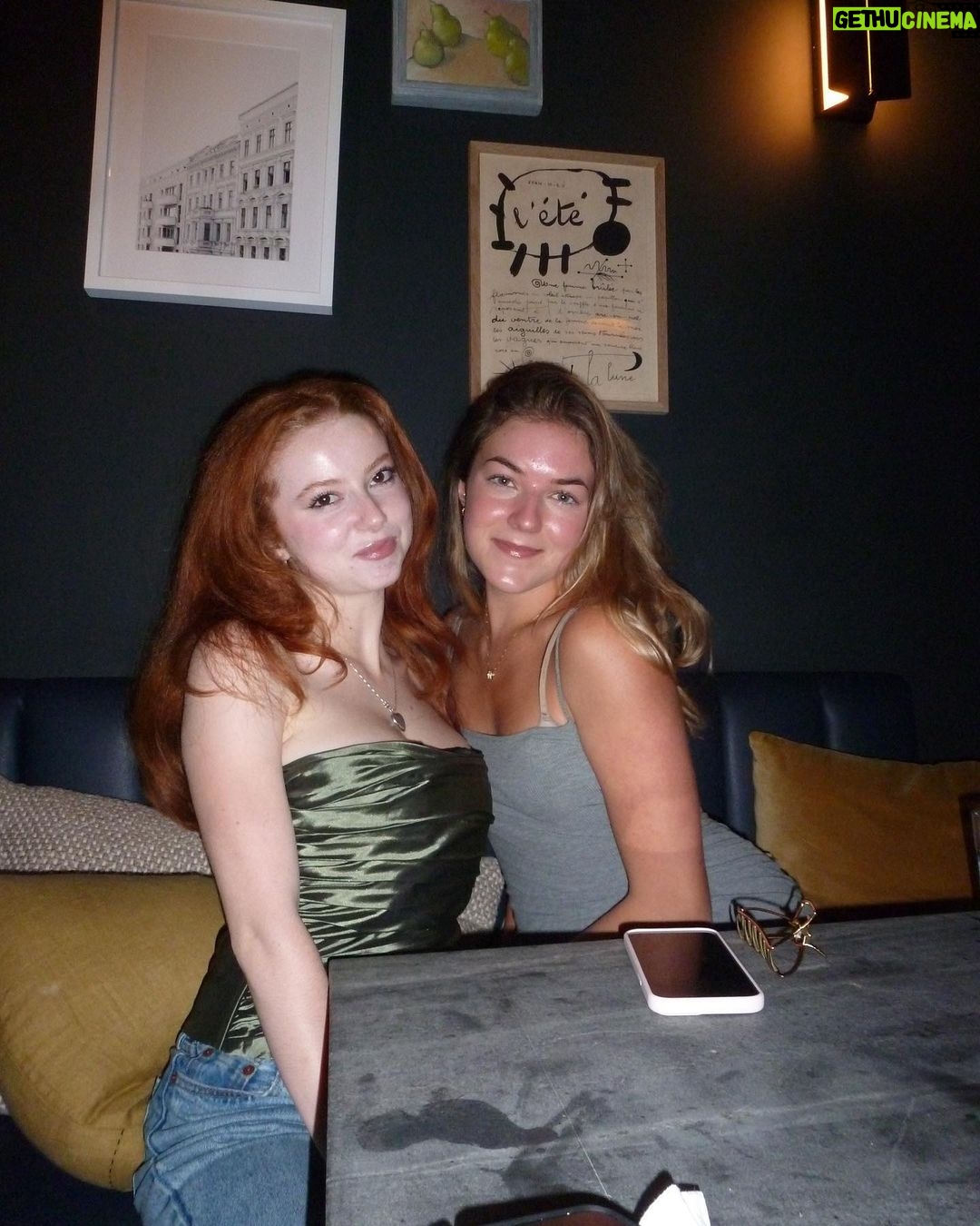 Francesca Capaldi Instagram - Whine & Dine 🍴🪩