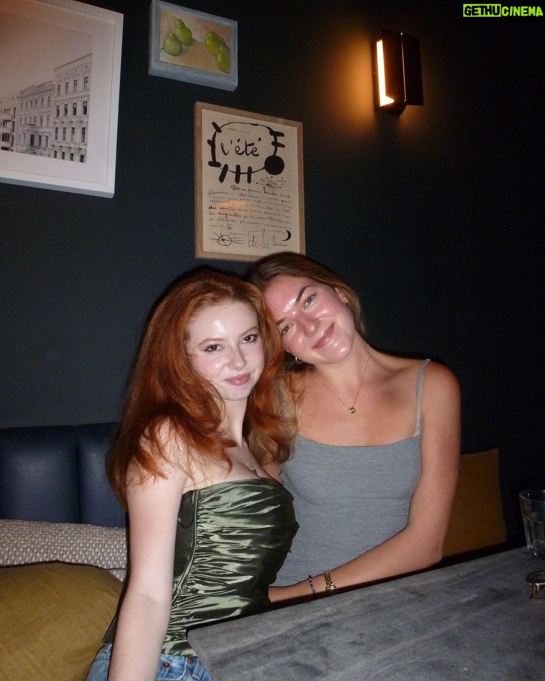 Francesca Capaldi Instagram - Whine & Dine 🍴🪩