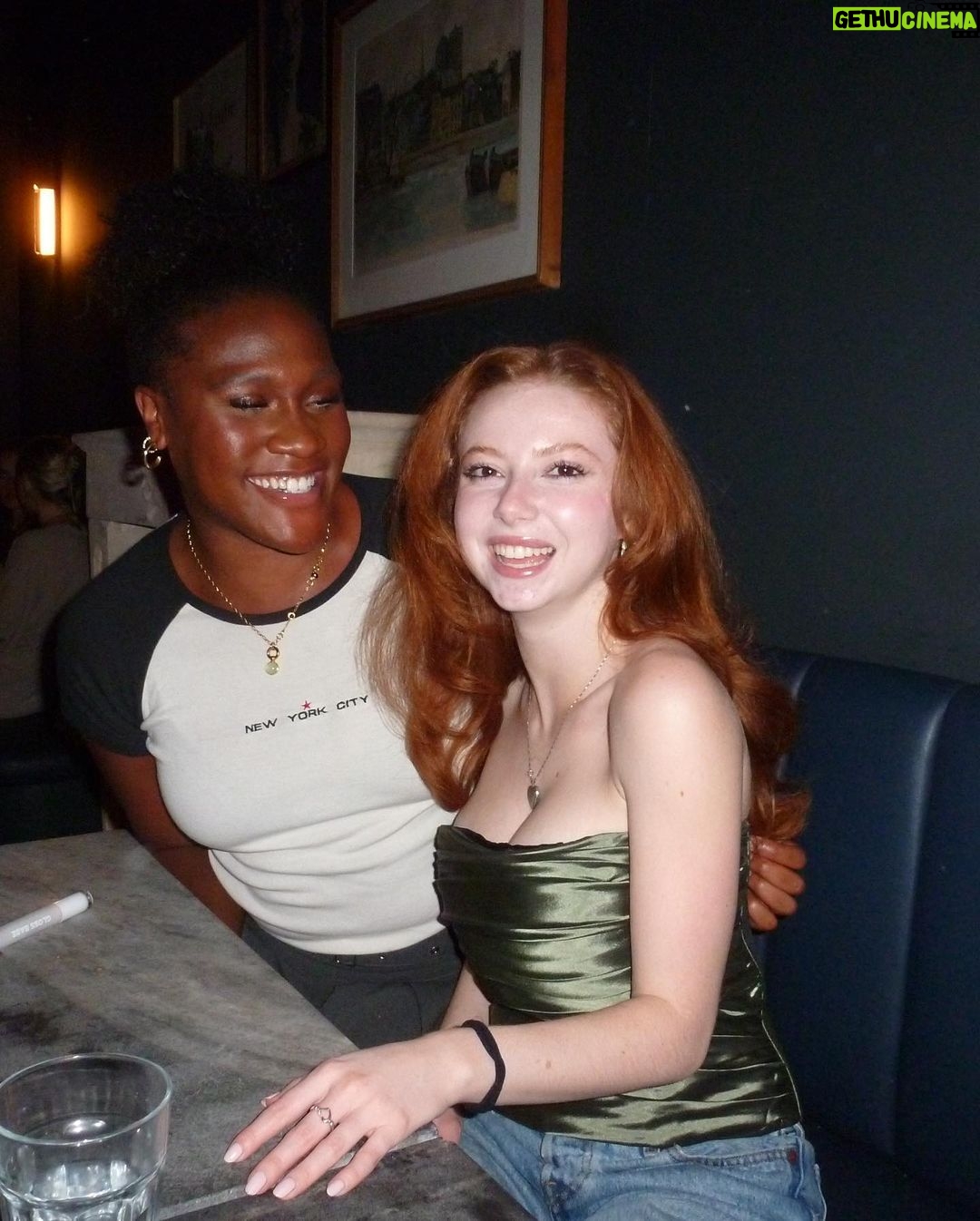 Francesca Capaldi Instagram - Whine & Dine 🍴🪩