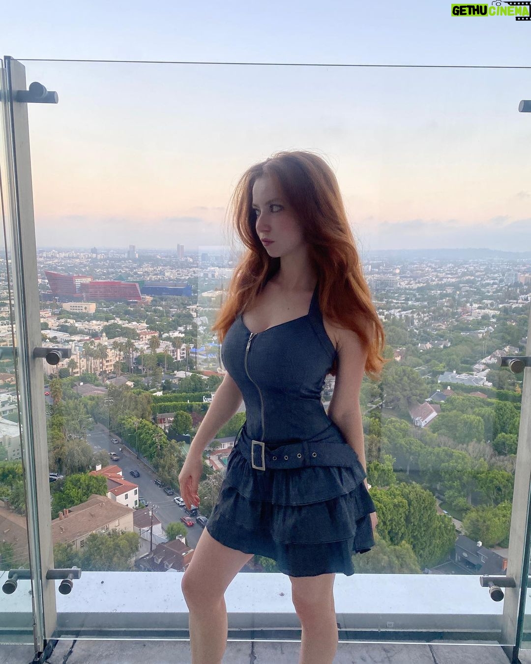 Francesca Capaldi Instagram - LA nights