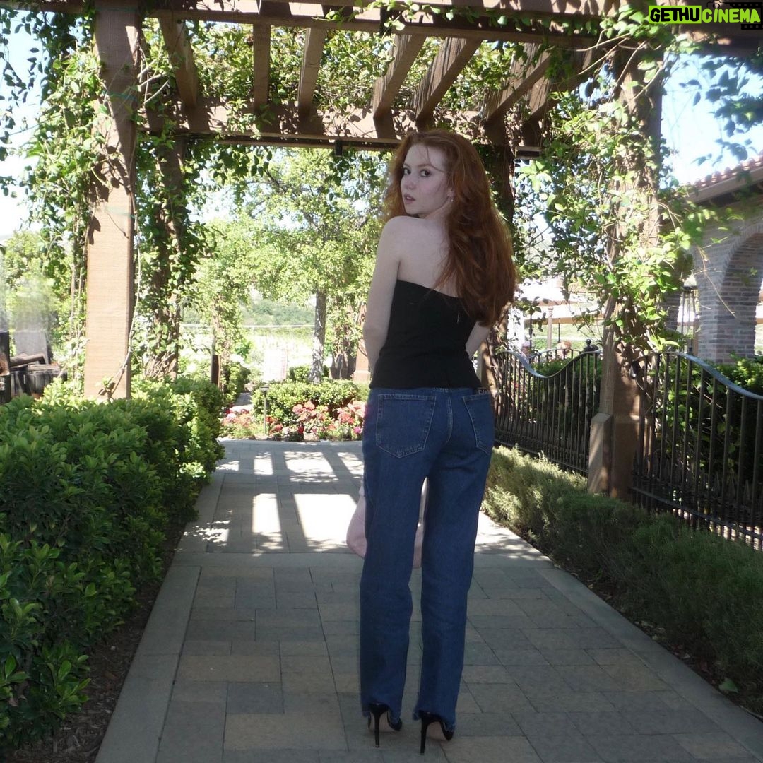 Francesca Capaldi Instagram - Luv to luv u