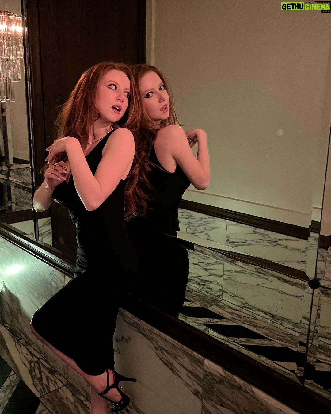Francesca Capaldi Instagram - Big Gemini Energy ♊️