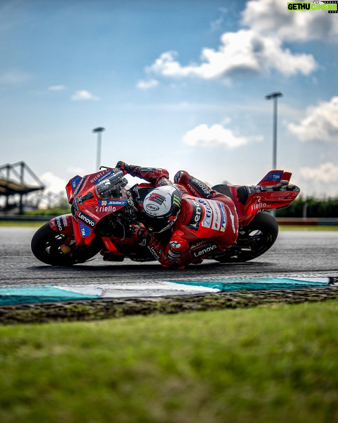 Francesco Bagnaia Instagram - I mean… 🤤 See you in Qatar #Go1Free