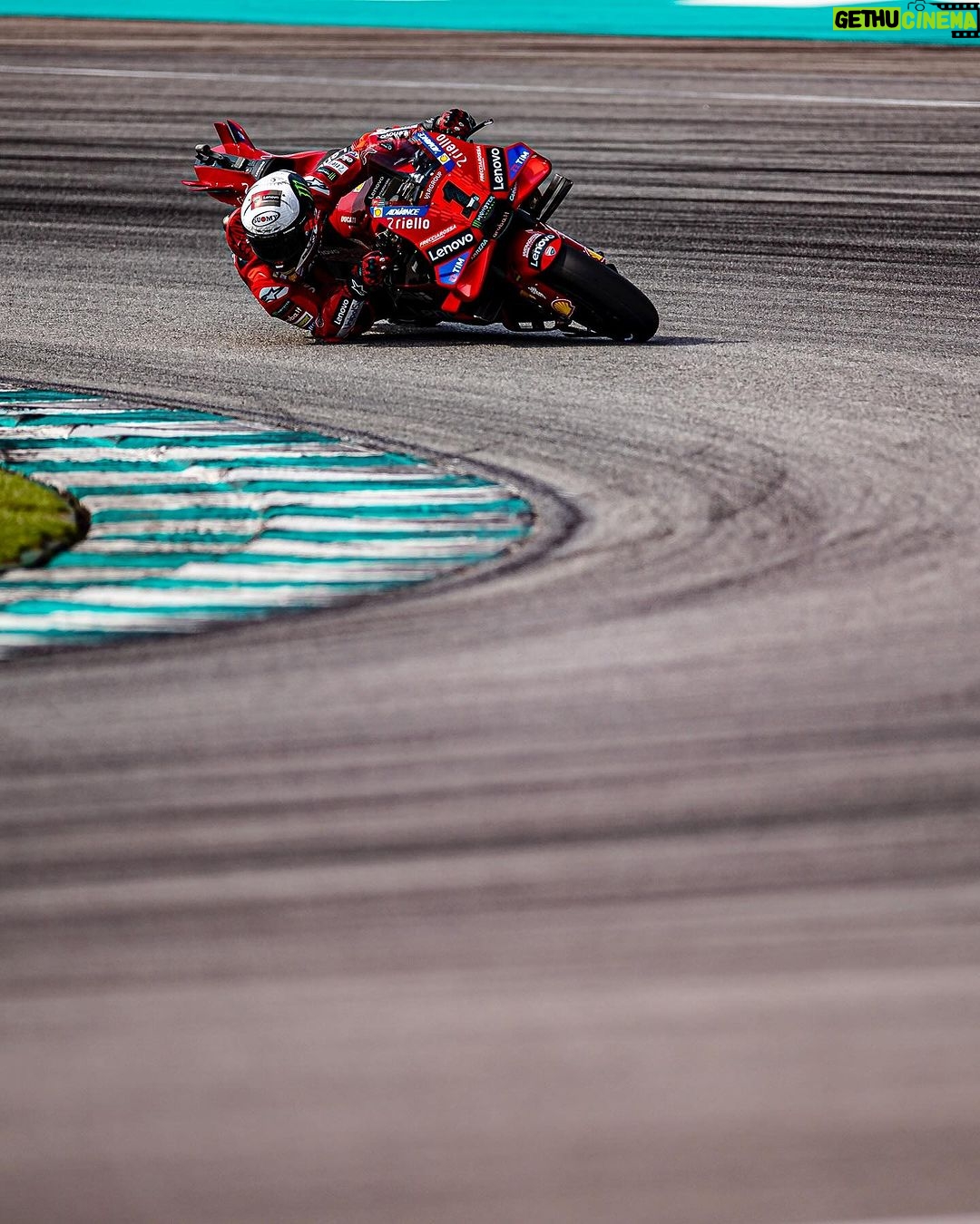 Francesco Bagnaia Instagram - The second taste is even better 🥤🍿 #Go1Free Sepang International Circuit