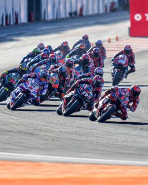 Francesco Bagnaia Instagram - Until the end guys 🥵🤙🏻 #Go1Free
