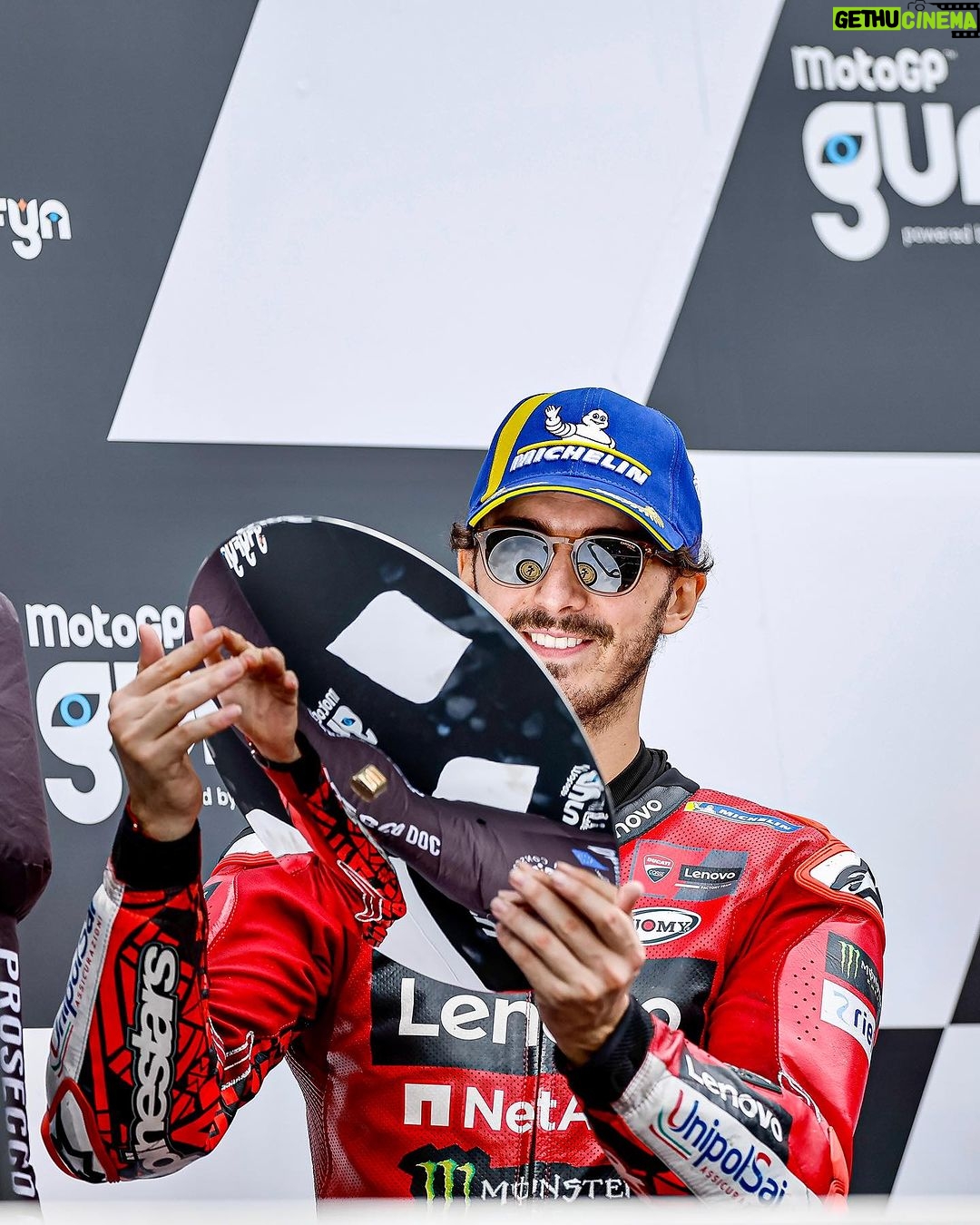 Francesco Bagnaia Instagram - We scored a crazy header goal 🤙🏻🍿 #Go1Free Phillip Island Grand Prix Circuit