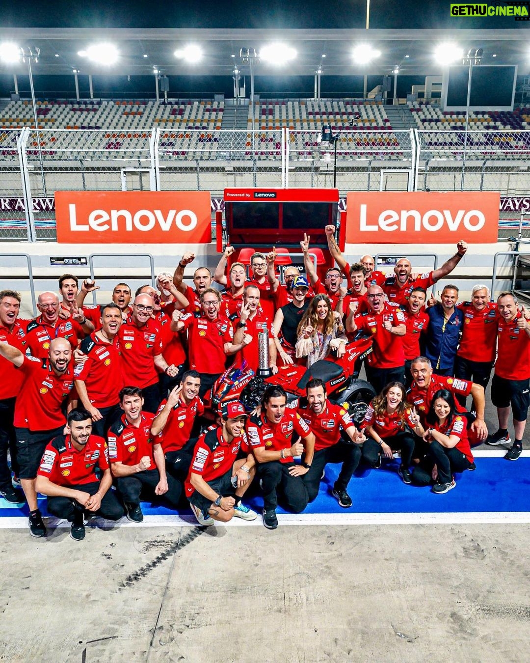 Francesco Bagnaia Instagram - Monday vibes before the grand finale 🤟🏻 #Go1Free Losail International Circuit