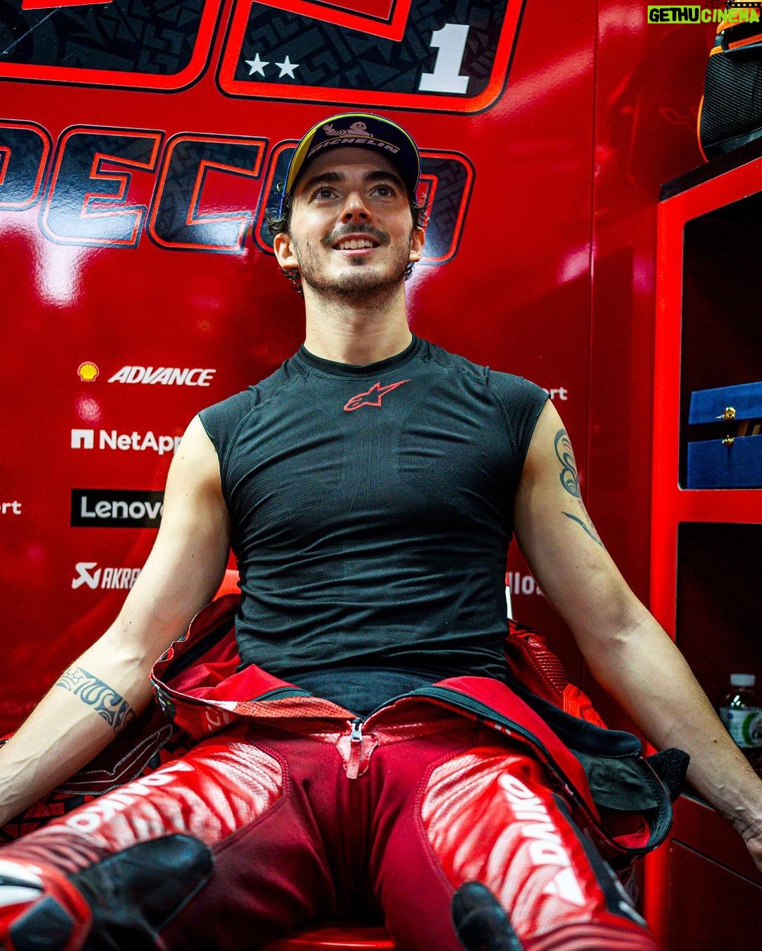 Francesco Bagnaia Instagram - Swipe left to see the race in 3 moves 🤌🏻 #Go1Free