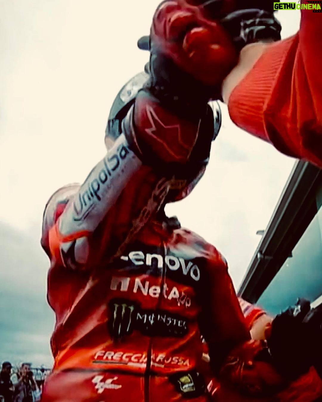 Francesco Bagnaia - 136.1K Likes - 🇦🇺 Camera roll!
Thanks guys for the cheers, we had a lot of fun
#Go1Free