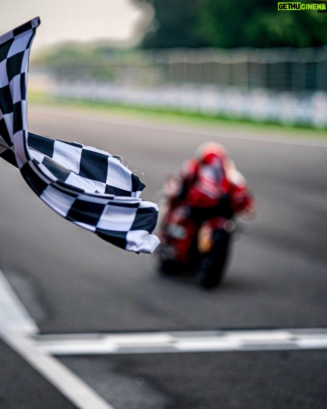 Francesco Bagnaia Instagram - The best we could do #Go1Free Buddh International Circuit