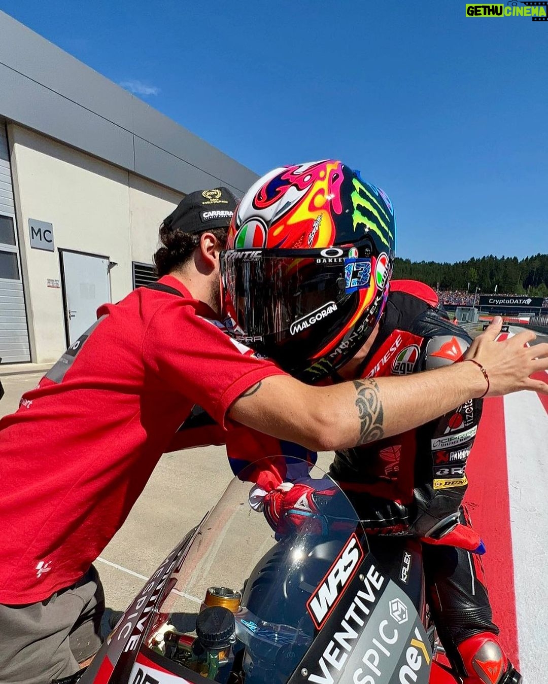 Francesco Bagnaia - 126.7K Likes - Academy rule 🧢 #Go1Free
@vr46ridersacademyofficial