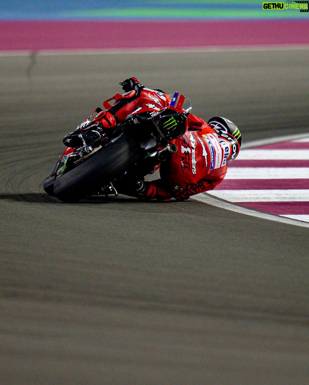 Francesco Bagnaia Instagram - How long until the premiere? 🎬🤟🏻 #Go1Free Losail International Circuit