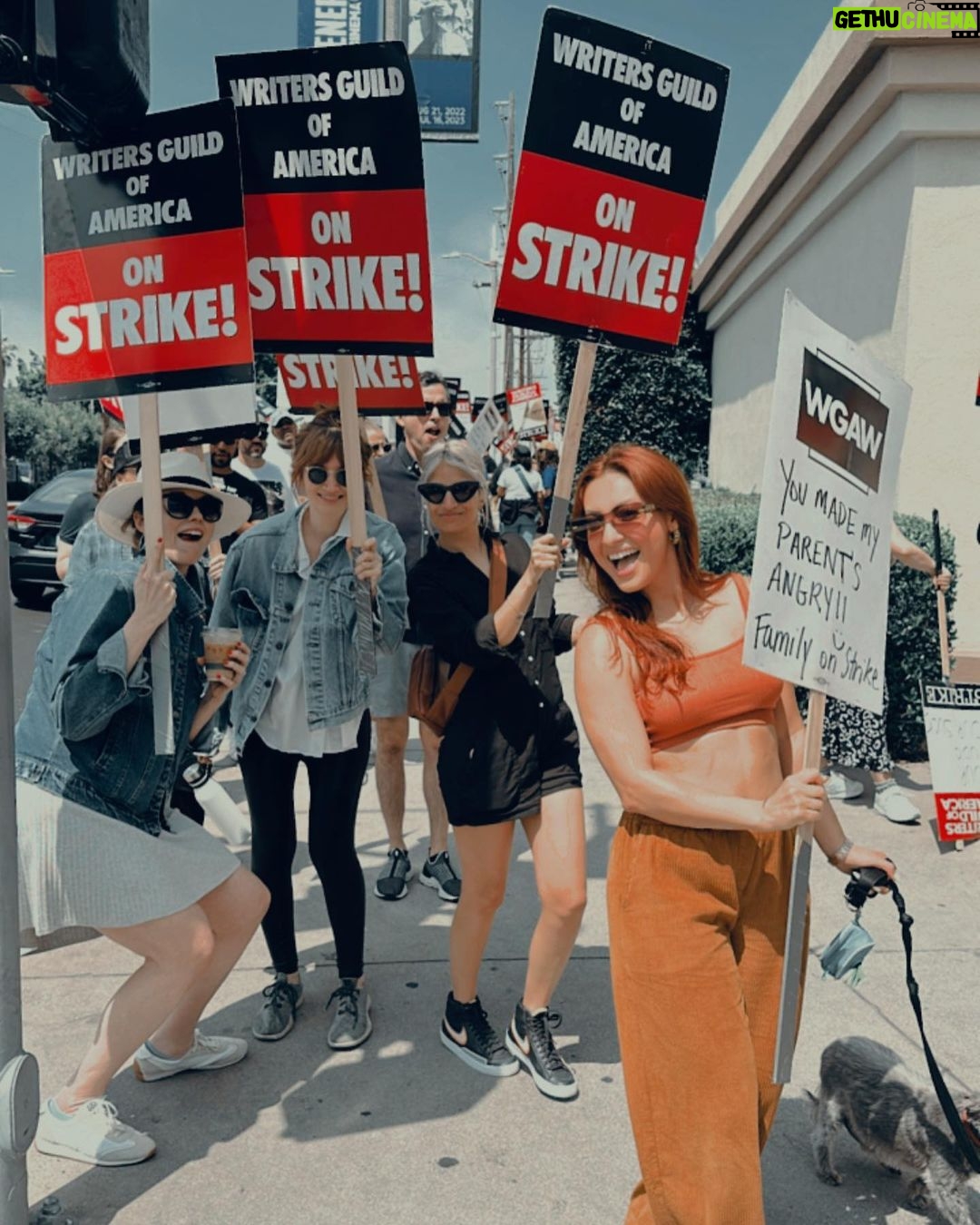 Francia Raísa Instagram - I need new episodes of my favorite shows and so do you! Support the WGA 🪧🫶🏼 #WGA #writerstrike2023