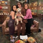 Francia Raísa Instagram - I have the hottest parents on television… sooo 🤭 that’s another reason to tune in to the new episode of @himyfonhulu on @hulu out now!