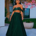 Francia Raísa Instagram - Last nights look for @lilly Diwali party. #loveandlight2022 ✨
