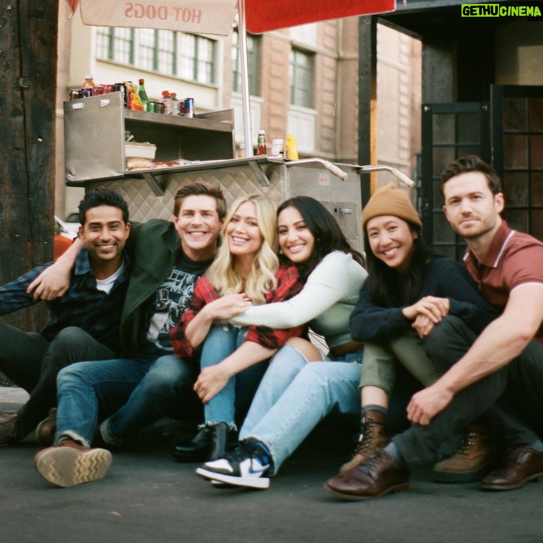 Francia Raísa Instagram - YAAAAASSSS!!!! @himyfonhulu has been renewed for SEASON 2!!!! 🥳🥳🥳🥳🥳🥳 I love this show, I love this cast, I’m so proud of all of us 💕💕