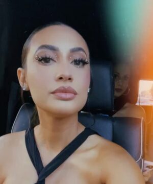 Francia Raísa Instagram - Hello 34! 🖤
.
.
#happybirthdaytome 🥳