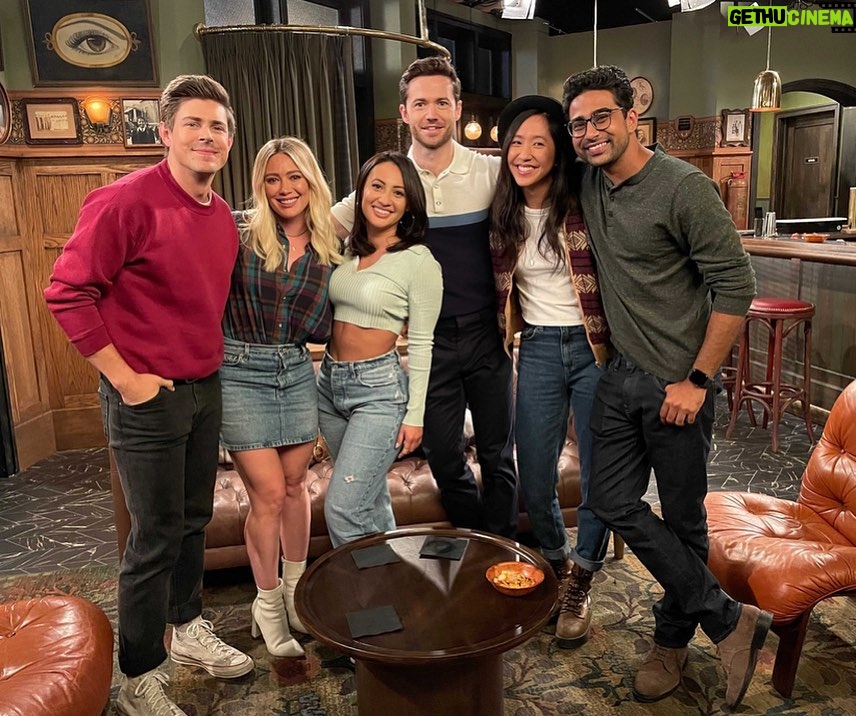 Francia Raísa Instagram - Season 1 finale is here!!!! Thank you everyone for watching and supporting us. It has been such a fun ride and I’m so excited to do it again for season 2!!! If you waited to binge, well now is the time! What a crazy finale right? I even gasped 😍🍍