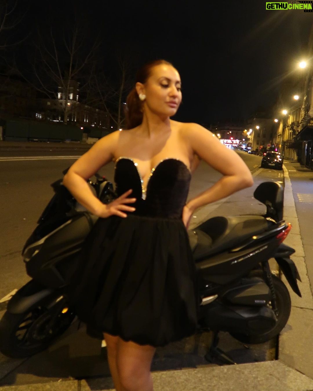 Francia Raísa Instagram - The Real Housewives of Paris….. (my excuse to bring up Paris again. I miss the fam)