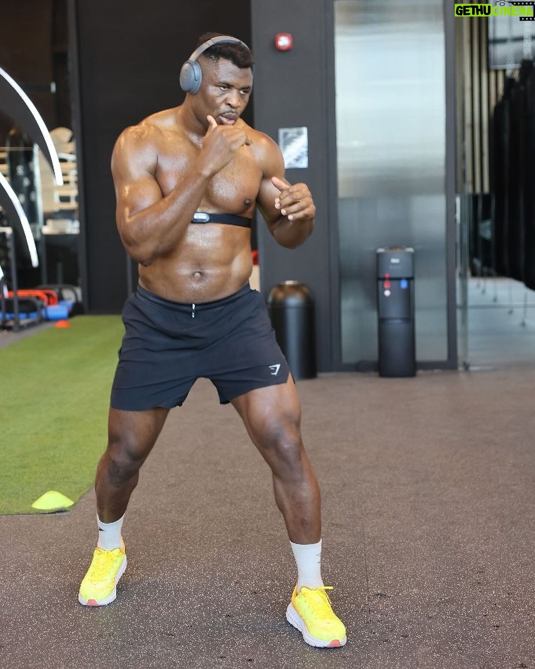 Francis Ngannou Instagram - Focused and sharp 🎯 #JoshuaNgannou Riyadh, Saudi Arabia