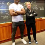 Francis Ngannou Instagram - It’s just business ♟️😏 Thank you @harvardhbs @anitaelberse for creating this case study and for having us. I guess now can call me Professor Ngannou 🤓🤣 Harvard University