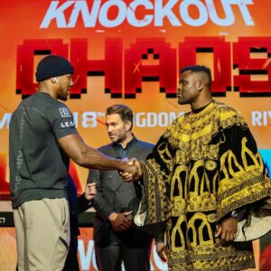 Francis Ngannou Instagram - See you in Riyadh ☝🏿 #JoshuaNgannou