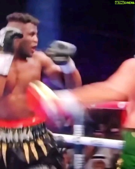 Francis Ngannou - 575.8K Likes - Unlike the superman punch, this was f**king illegal π
#furyngannou #battleofthebaddest