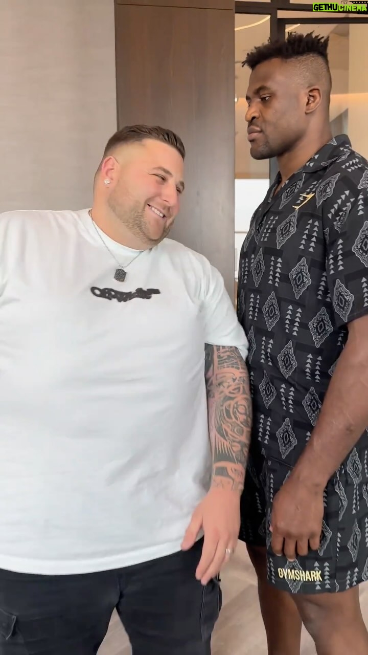 Francis Ngannou - 643.4K Likes - ππππππ
