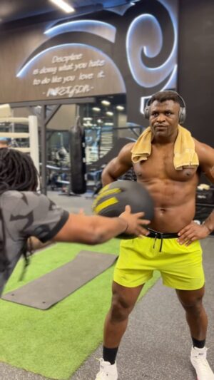 Francis Ngannou Instagram - My face when they said that I don’t belong in boxing..

Not born different, built different. @gymshark