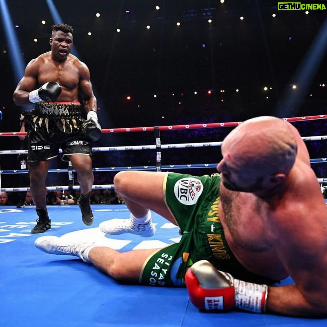 Francis Ngannou - 1 Million Likes - Doubt me now βπΏ
#FuryNgannou