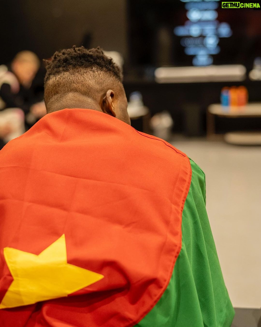 Francis Ngannou - 1.2 Million Likes - Sorry guys I let you all down π Today was a bad day in the office but tomorrow will be another day.
Thank you all for the love β€οΈ