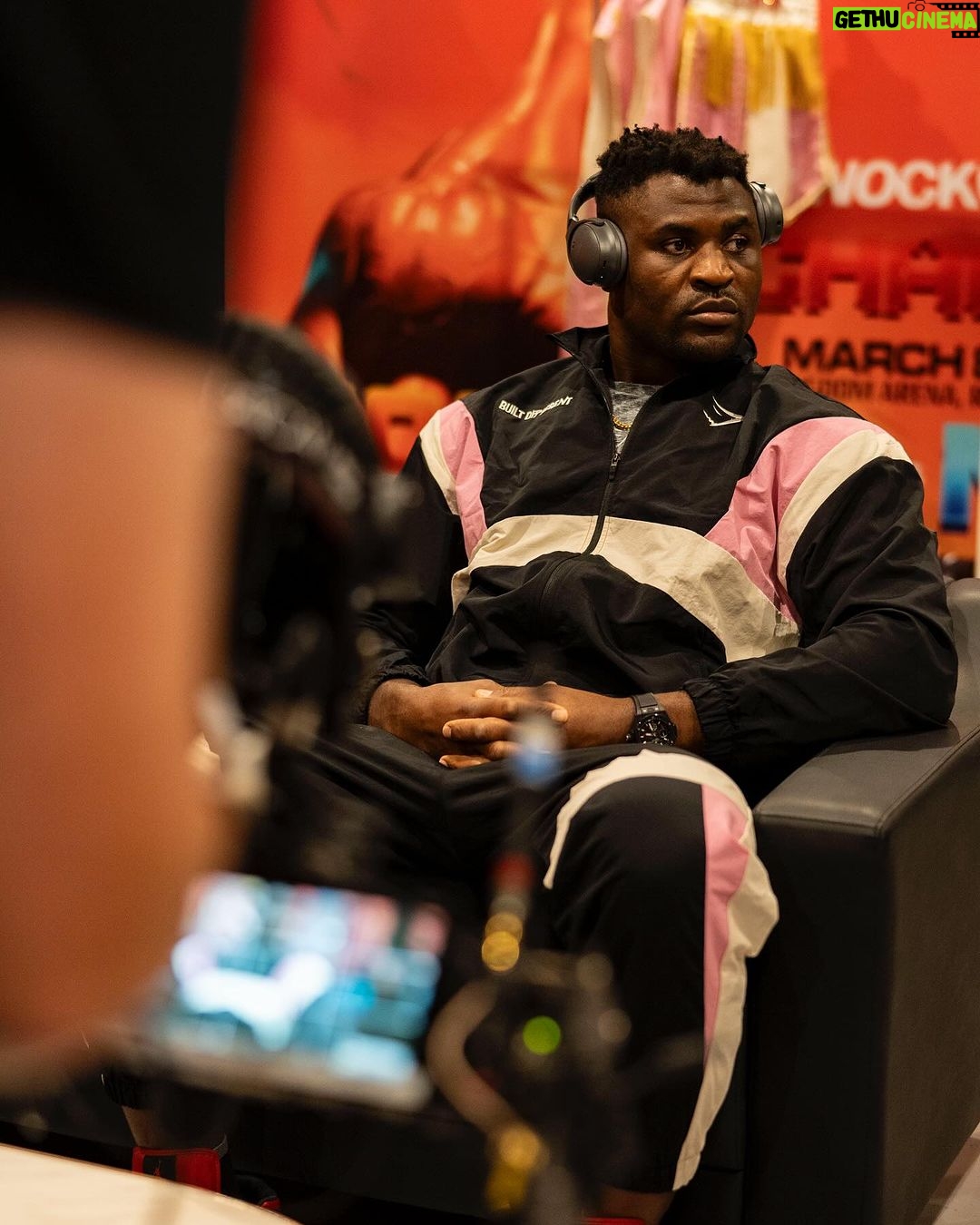 Francis Ngannou - 501.8K Likes - Enjoy the show βπΏ
#JoshuaNgannou
