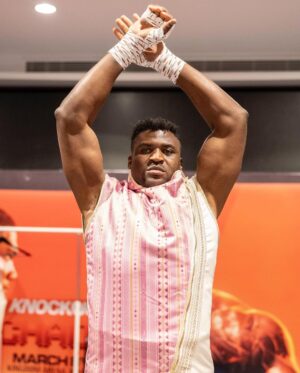 Francis Ngannou Instagram - Enjoy the show ☝🏿 

#JoshuaNgannou