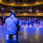 Franco Escamilla Instagram - Cette soirée à Paris a été magique! Je n’arrive ps à le croire, merci la famille! #Gaby 📸 @saulvazz Théâtre du Gymnase Marie-Bell