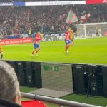 Franco Escamilla Instagram - Tocó conocer el estadio del @atleticodemadrid y sigo con la buena suerte, equipo que apoyo en el estadio, equipo que gana. Gracias a mi camarógrafa @gabysalazar82