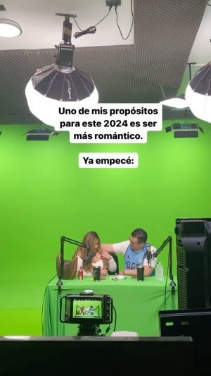 Franco Escamilla Instagram - Por cierto, estamos en vivo en mi segundo canal de YouTube: “Permítanme ser Franco”