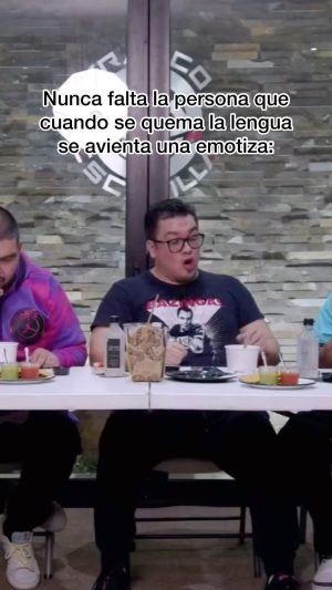 Franco Escamilla Instagram - Háganlo sticker y me lo pasan. #AmosDelUniverso #SeMeSubioElMuerto