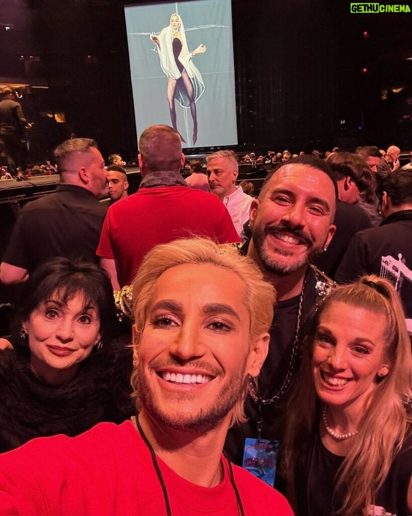 Frankie Grande Instagram - MA.DO.NNA!! BASICALLY TOLD ME HAPPY BIRTHDAY 😝😭✨🗣🥇🥰💋 I love you so much my queen. Thanks for performing this week so I can keep the tradition of worshiping at your altar on my birthday alive and well.