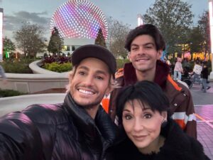 Frankie Grande Instagram - Some holiday season leftovers 😘✨
