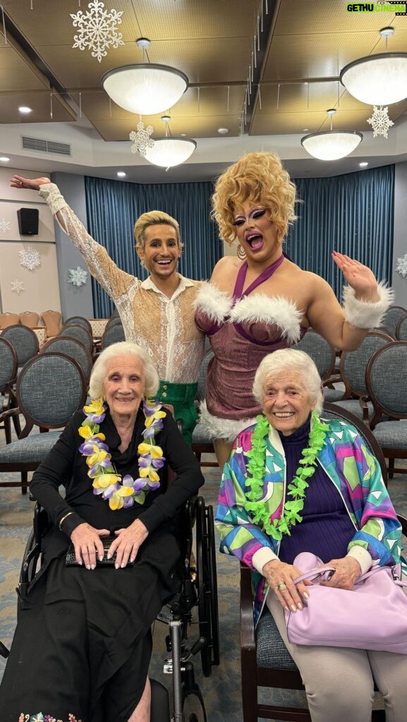 Frankie Grande Instagram - Every year I perform a Christmas concert for my Nonna, who just turned 98, and a few hundred of her closest friends. This year… They got a BIG surprise! I love you @estitties! Thanks for making this year the biggest hit yet. 🎄❤ #merrychristmas #christmaseve
