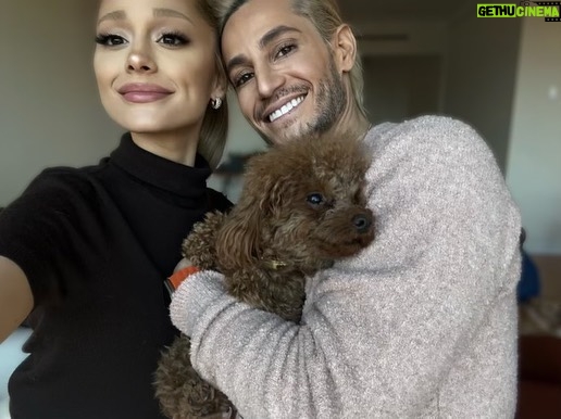 Frankie Grande Instagram - Thankful for my amazing family 💕✨