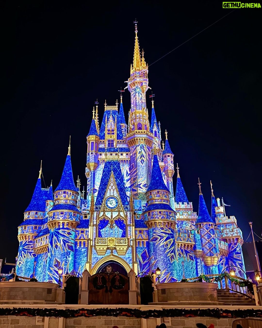 Frankie Grande Instagram - Celebrating the New Year in the happiest place on earth! 🥳🎉#happynewyear Disney's Grand Floridian Resort & Spa