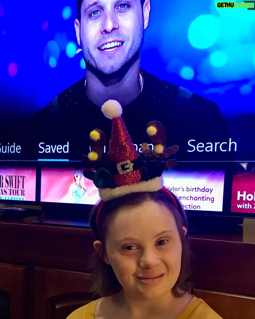 Frankie Grande Instagram - Whenever you forget who you’re doing it for 🥹