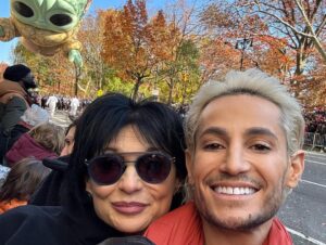 Frankie Grande Instagram - Thankful for my amazing family 💕✨